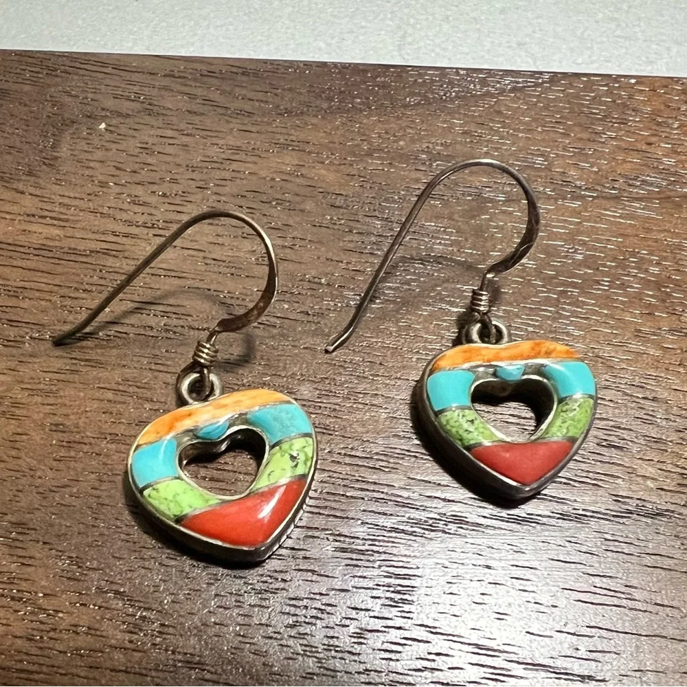 Vintage Navajo or Zuni inlay stones sterling silver hearts wire pierced earrings